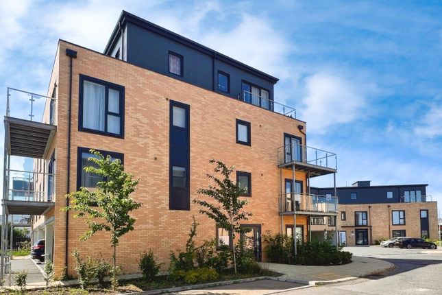 Newtown Road, Ashford 2 bed apartment for sale