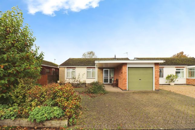 Foxs Covert, Fenny Drayton, Nuneaton 3 bed detached bungalow for sale