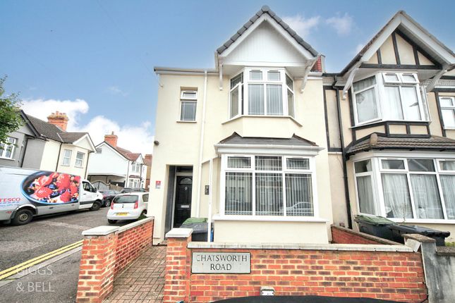 Luton, Bedfordshire, LU4 3 bed end of terrace house for sale