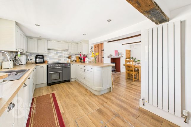 The Common, Freethorpe, Norwich 4 bed cottage for sale