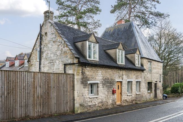 Cheltenham Road, Gloucestershire GL6 3 bed semi