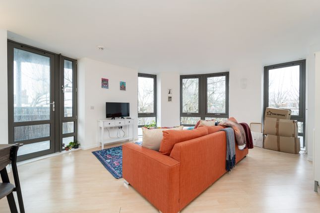 2 bed flat