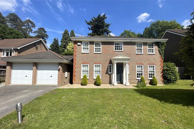 Clovelly Park, Surrey GU26 4 bed detached house for sale