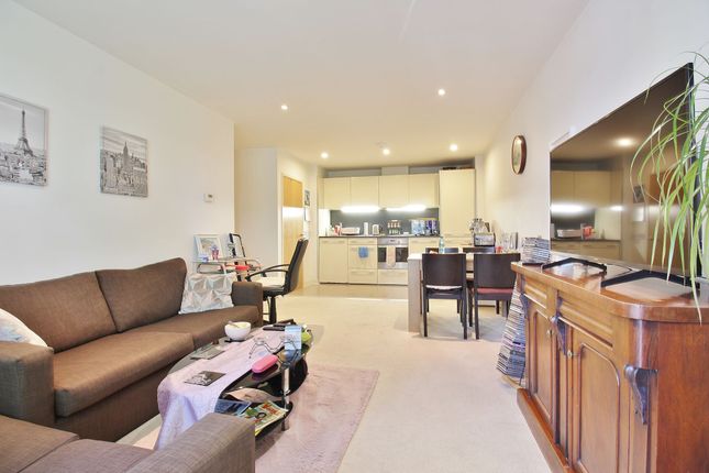 2 bed flat