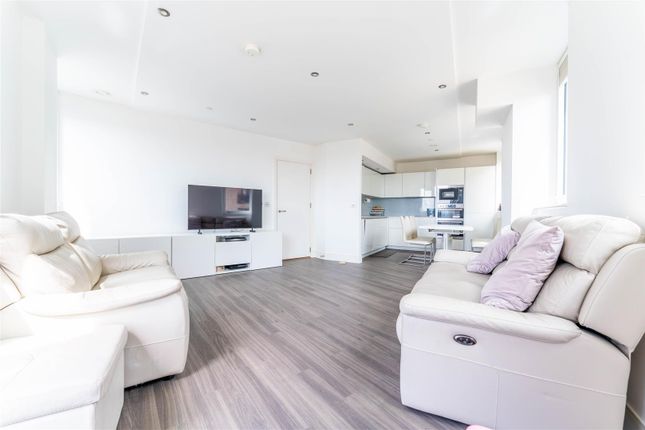 3 bed flat
