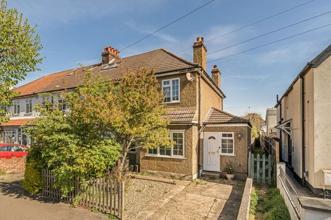 Tolworth Road, Surbiton KT6 2 bed semi