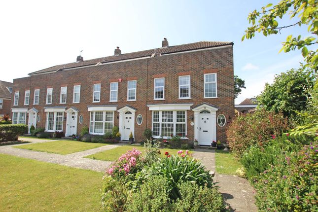 3 bed end terrace house