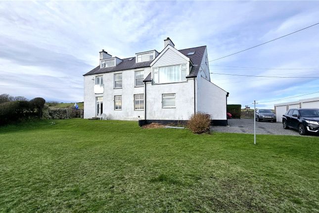 4 bed maisonette