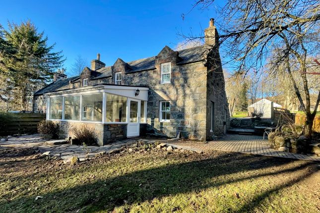 4 bed cottage