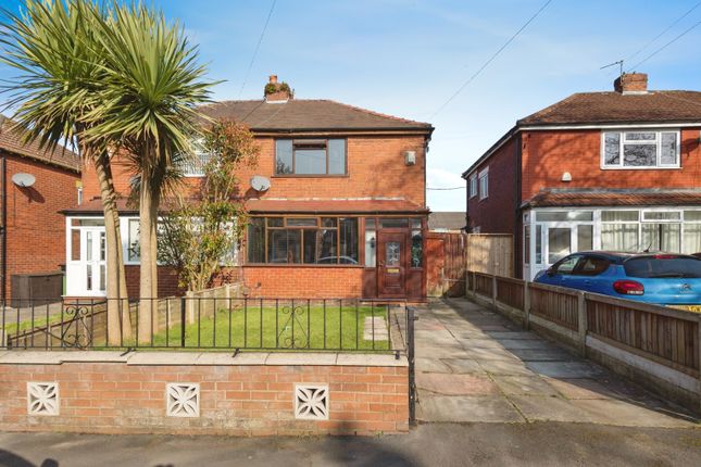 2 bedroom semi-detached house for sale