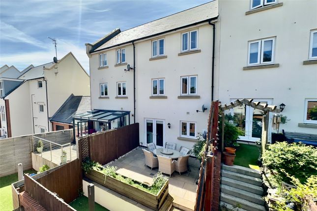 4 bedroom terraced house for sale