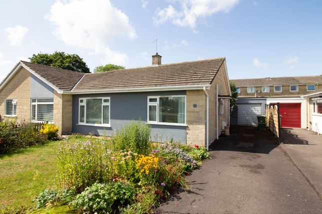 2 bedroom semi-detached bungalow for sale