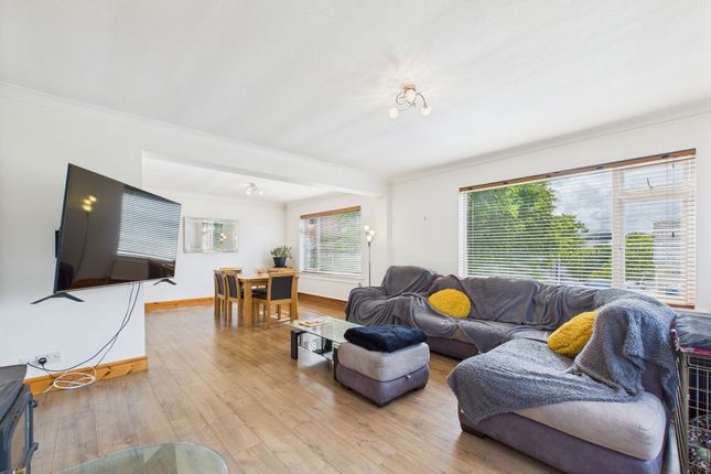 5 bedroom detached bungalow for sale