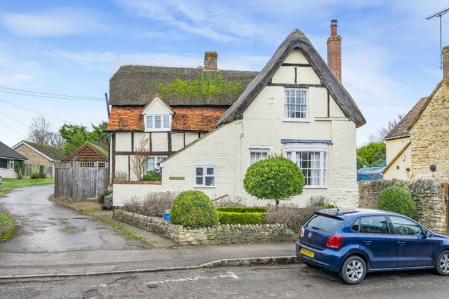 High Street, Aylesbury HP18 4 bed detached house for sale