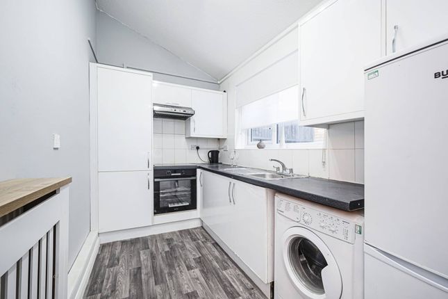 Samuel Close, E8, Haggerston, London, E8 3 bed flat for sale