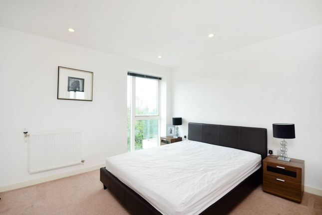 2 bed flat