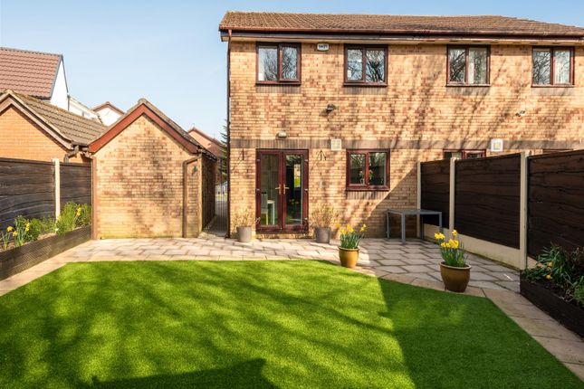 3 bedroom semi-detached house for sale