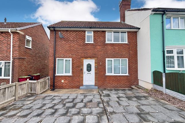 2 bedroom semi-detached house for sale