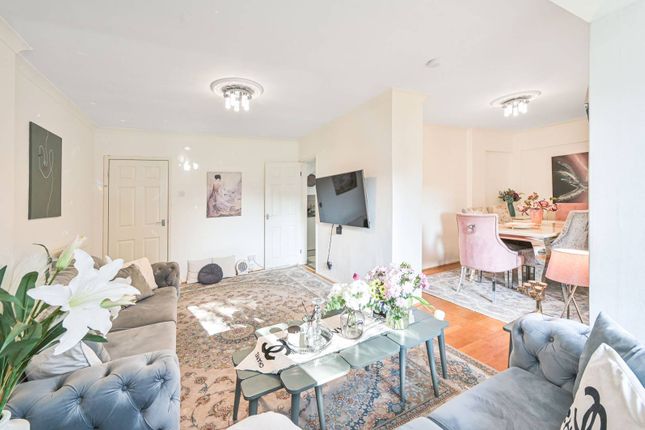 Aitken Road, Barnet, EN5 3 bed end of terrace house for sale