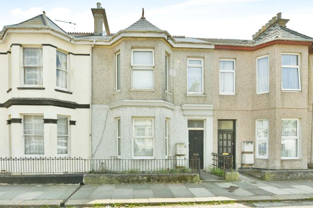 2 bedroom ground floor flat for sale