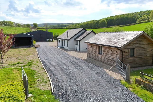Halfway, Llandovery, Carmarthenshire. 3 bed detached house for sale
