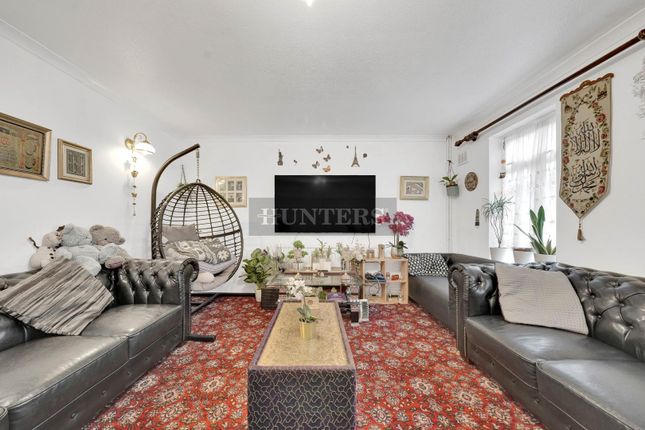 Wallwood Street, London, E14 3 bed terraced house for sale