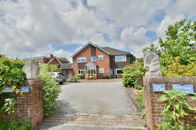 5 bed detached house