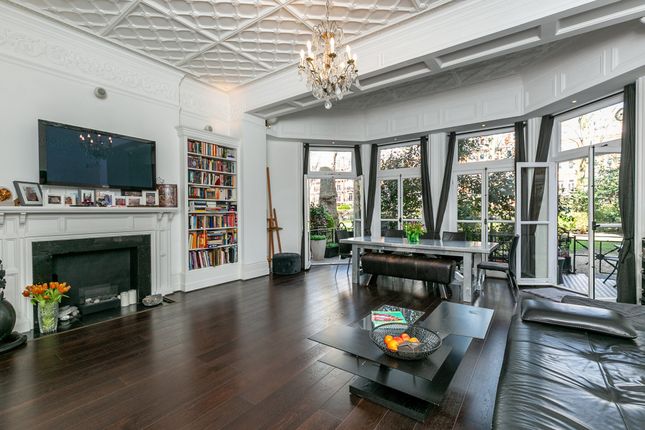 Bramham Gardens, London, SW5 2 bed apartment for sale