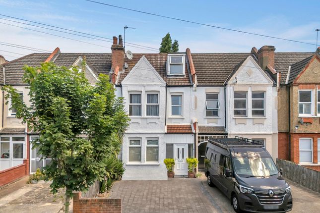 3 bed flat