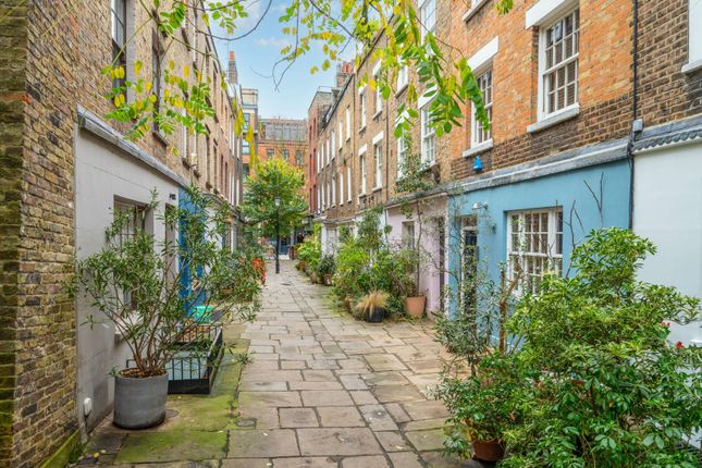 Colville Place, Fitzrovia, London, W1T 3 bed house for sale