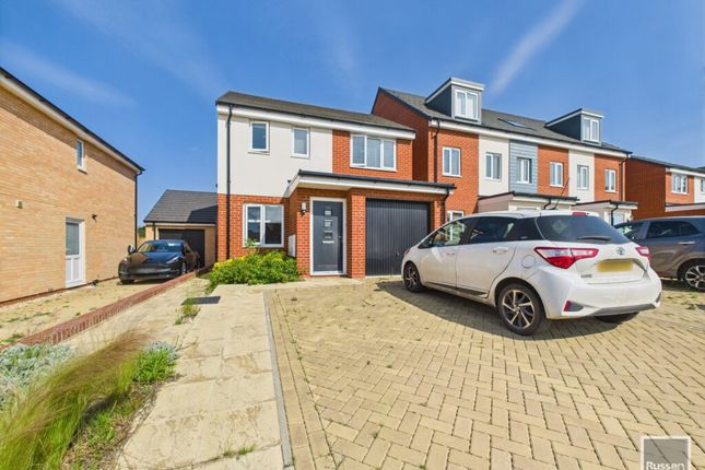 3 bed detached house