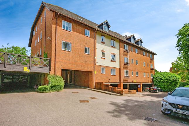 1 bed flat