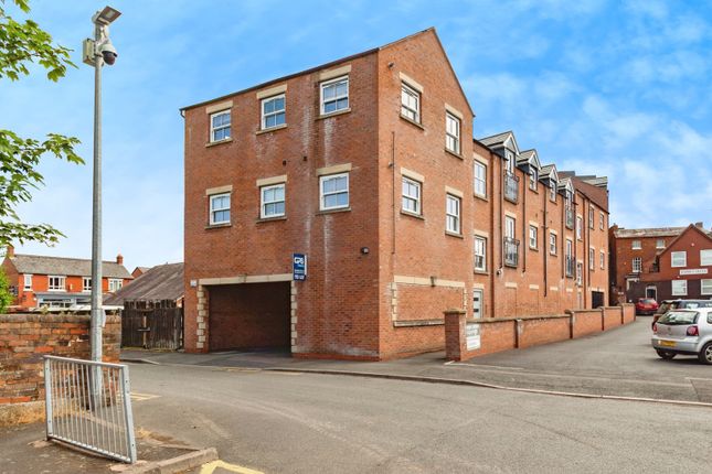 The Bank, Telford TF1 2 bed flat for sale