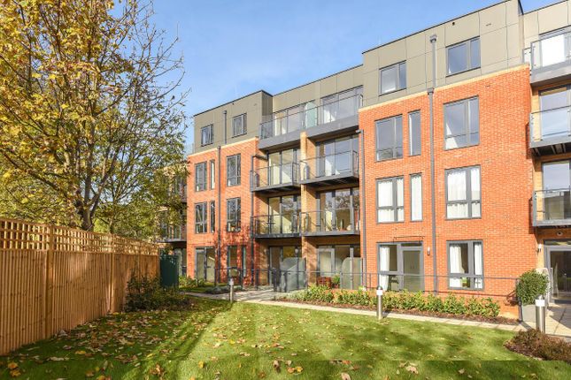 Boundaries Road, Balham 2 bed flat for sale
