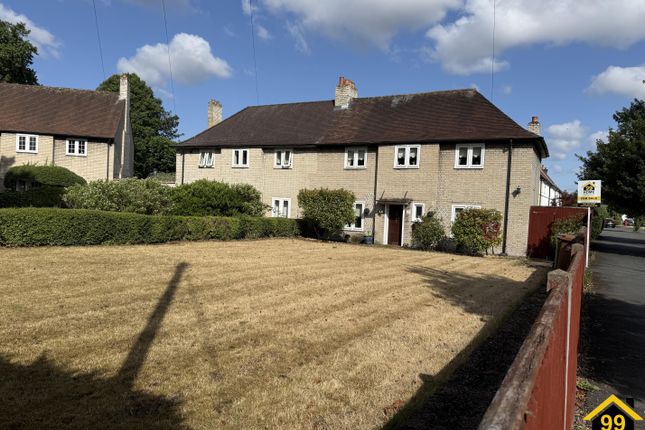 Nightingale Road, Carshalton, United... 3 bed semi