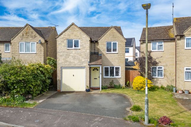 3 bed detached house