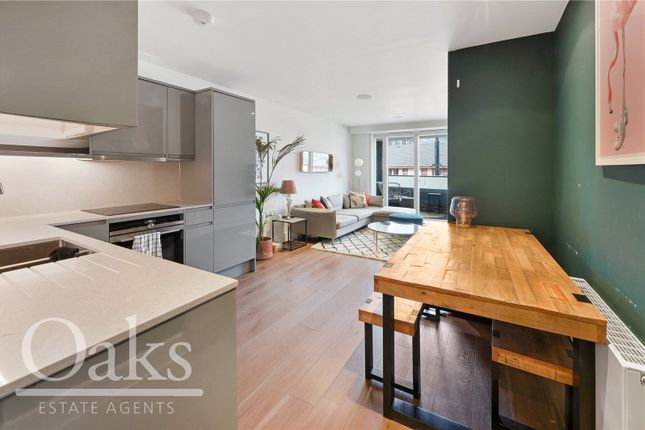 New Park Road, Brixton 2 bed apartment for sale