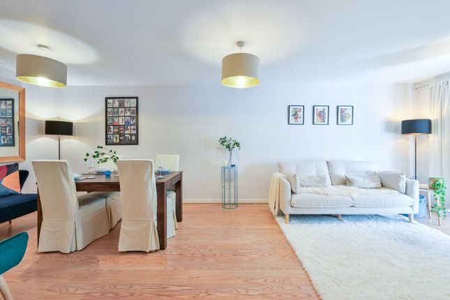 East Dulwich Road, East Dulwich... 2 bed flat for sale