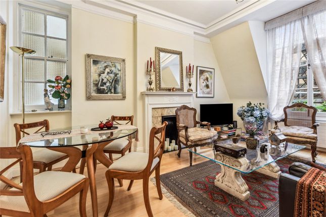 Berkeley Street, London, W1J 2 bed apartment for sale