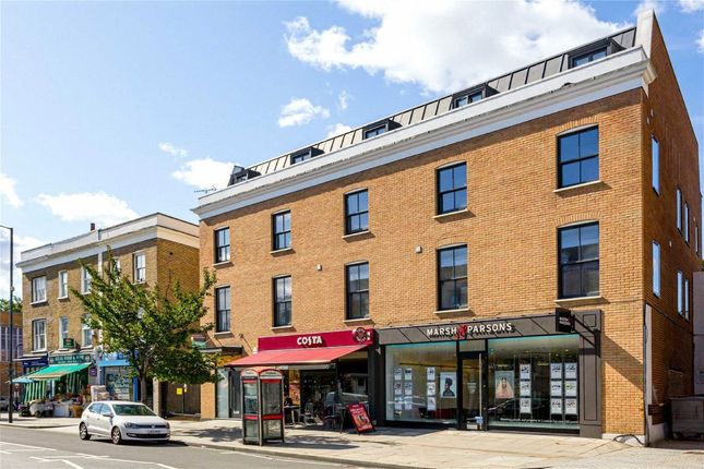 Askew Road, London W12 2 bed flat for sale