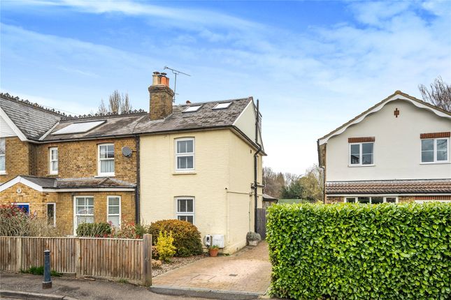 Rydens Grove, Hersham, Surrey, KT12 4 bed semi