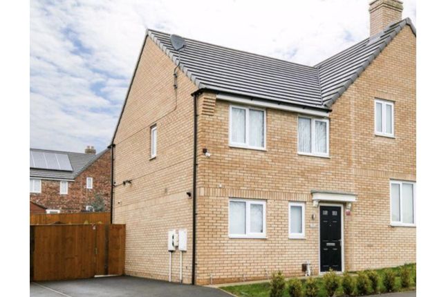 3 bed semi-detached house