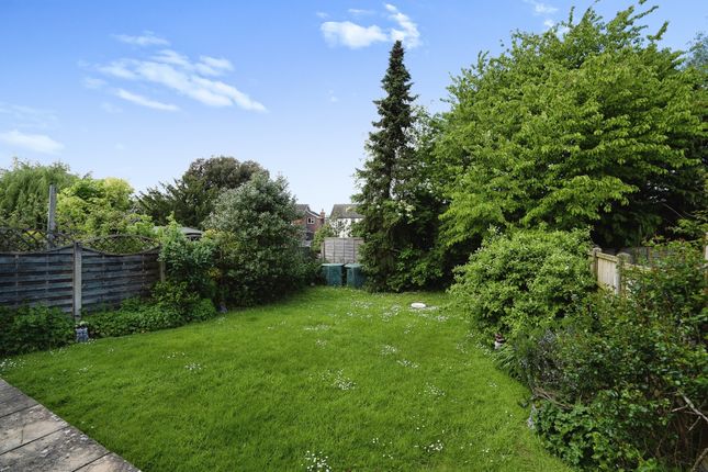 Calver Crescent, Leicester LE9 4 bed detached house for sale