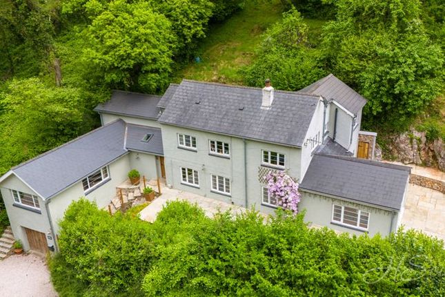 3 bed detached house