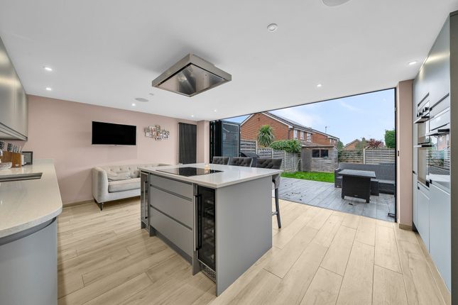 Beechwood Rise, Chislehurst BR7 5 bed detached house for sale