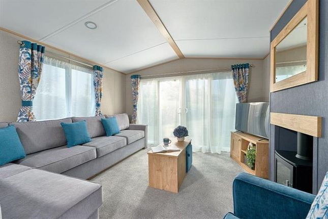Whitecliff Bay Holiday Park 2 bed park home for sale
