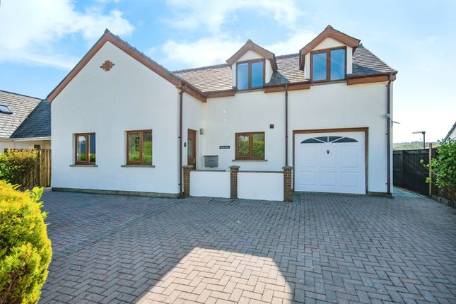 3 bed detached house