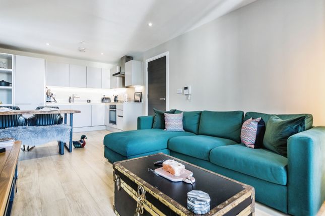 2 bed flat