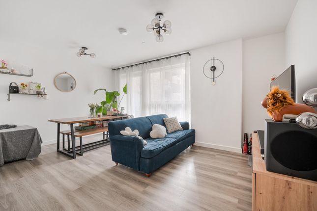 Cornwell House, London, E6 1 bed apartment for sale