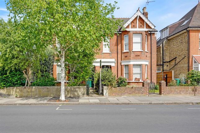 Popes Grove, Strawberry Hill TW1 3 bed duplex for sale